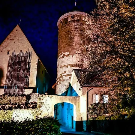 Modernes Apartment Blues In Ruhiger Altstadtlage Perfekt Fuer Paare Geniesser Und Auszeiten In Der Weinregion Ihr Gemuetliches Zuhause In Besigheim