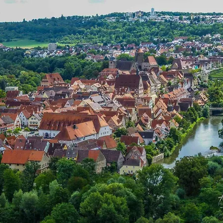 Modernes Apartment Blues In Ruhiger Altstadtlage Perfekt Fuer Paare Geniesser Und Auszeiten In Der Weinregion Ihr Gemuetliches Zuhause In Besigheim