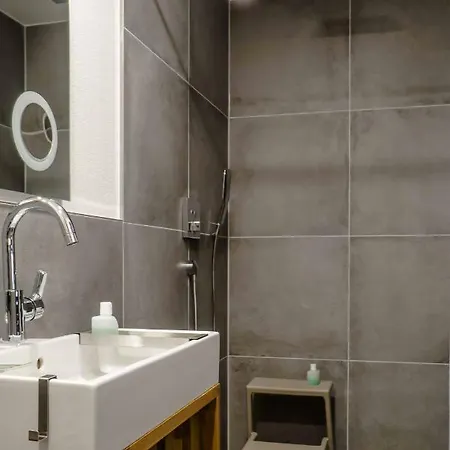 Modernes Apartment Blues In Ruhiger Altstadtlage Perfekt Fuer Paare Geniesser Und Auszeiten In Der Weinregion Ihr Gemuetliches Zuhause In Besigheim Διαμέρισμα Besigheim